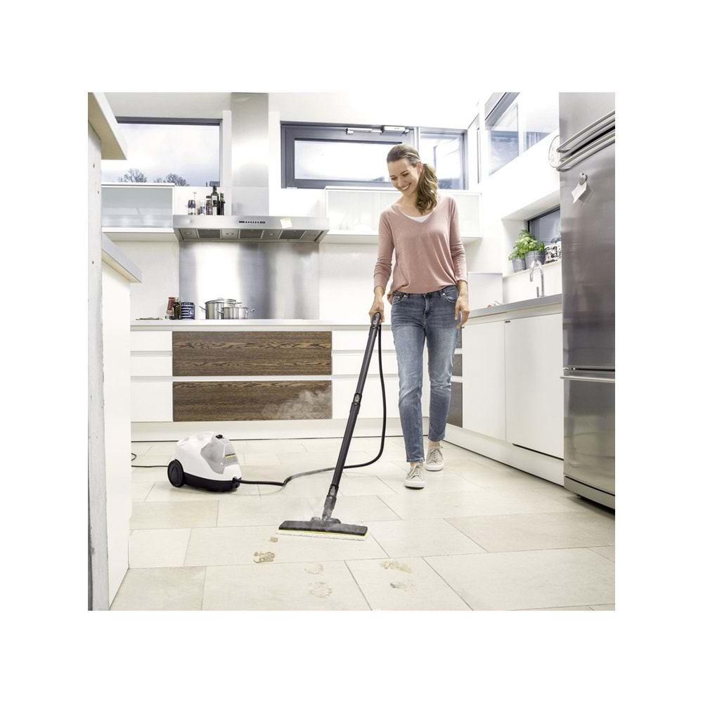 Kärcher SC 4 EasyFix Beyaz Buharlı Temizlik Makinesi – Hijyenik ve Pratik Kullanım